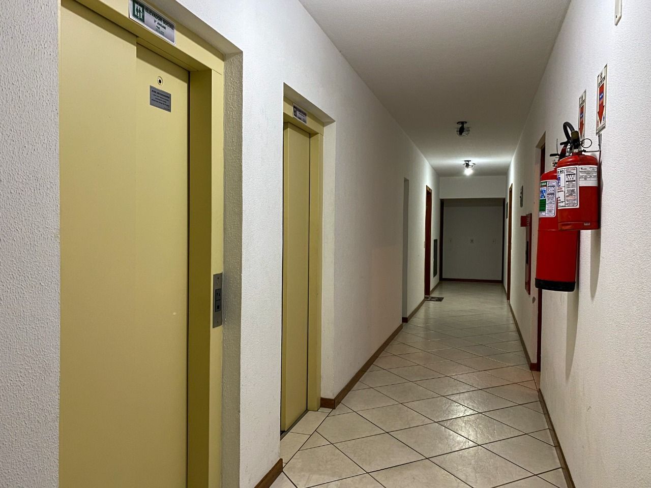 Apartamento à venda com 2 quartos, 59m² - Foto 30