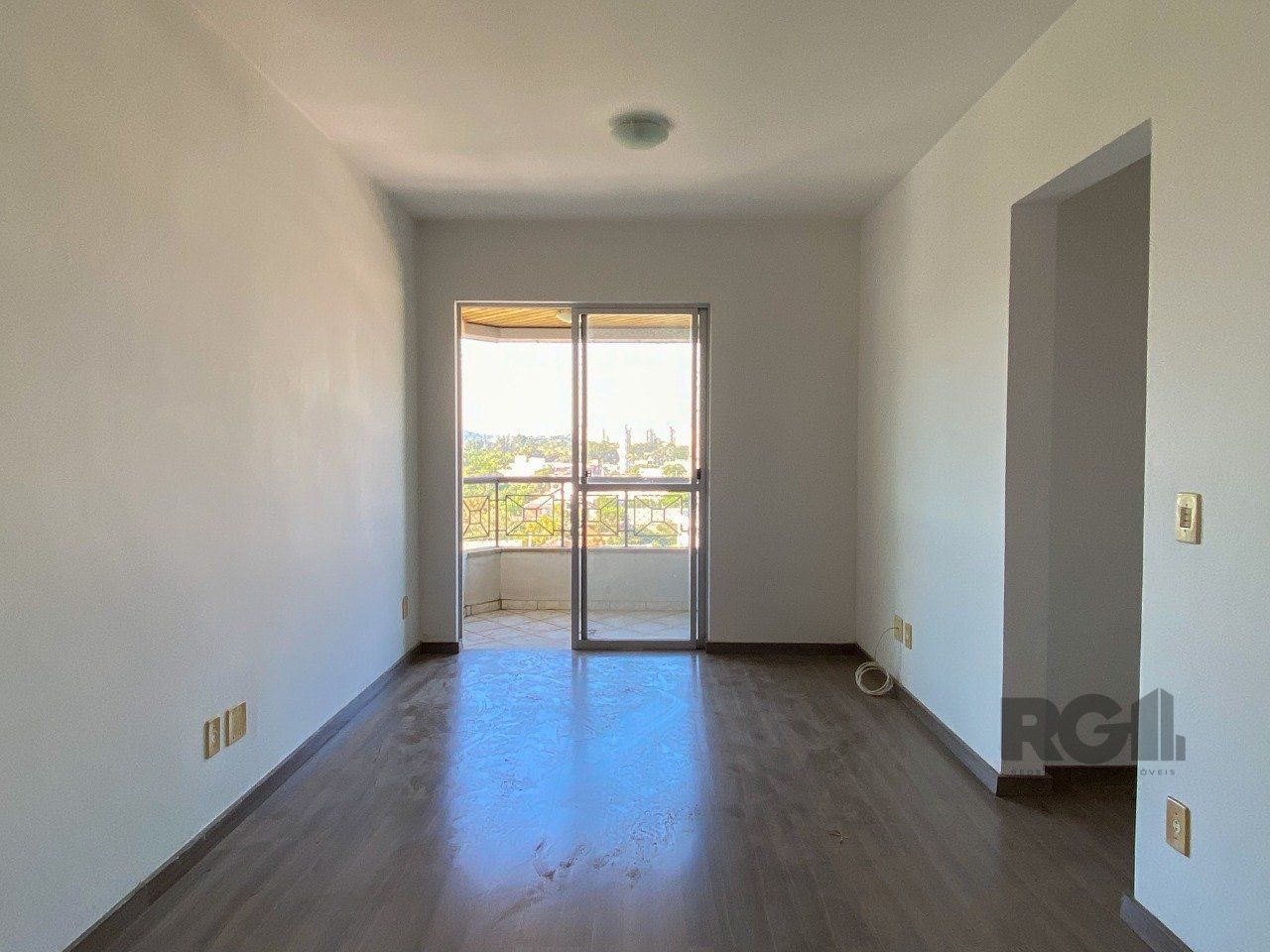 Apartamento à venda com 2 quartos, 56m² - Foto 2