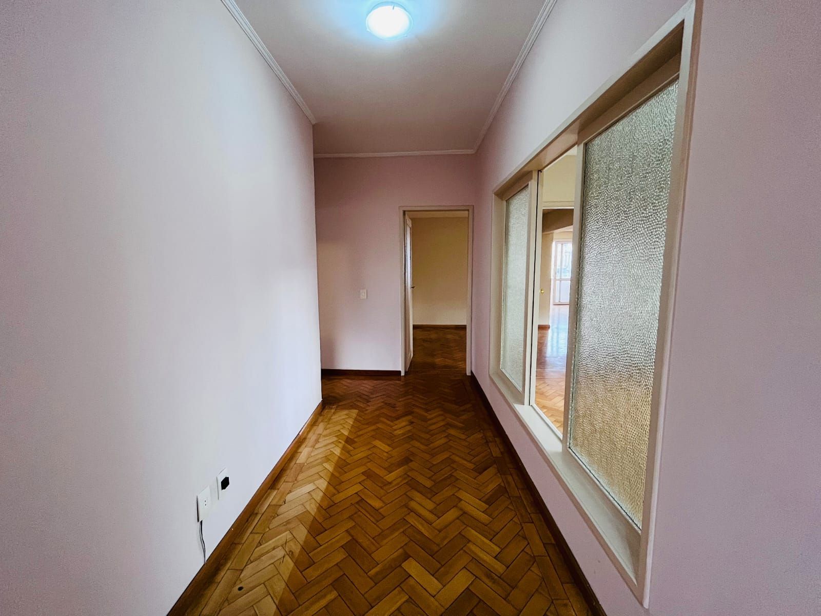APARTAMENTO 4 DORMITÓRIOS COM VISTA — foto 3