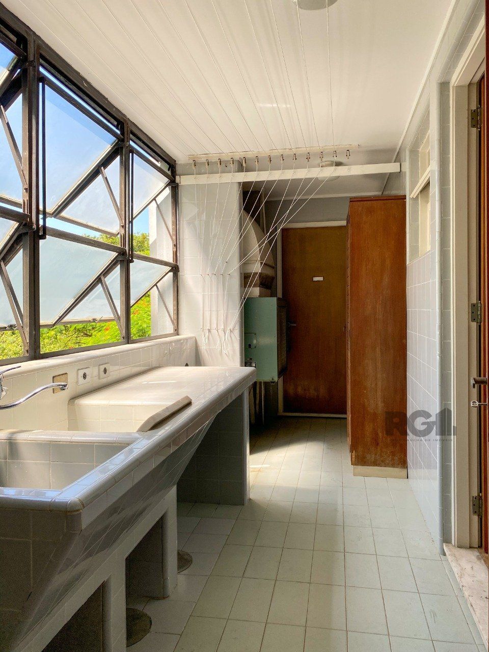 Apartamento à venda com 3 quartos, 194m² - Foto 56