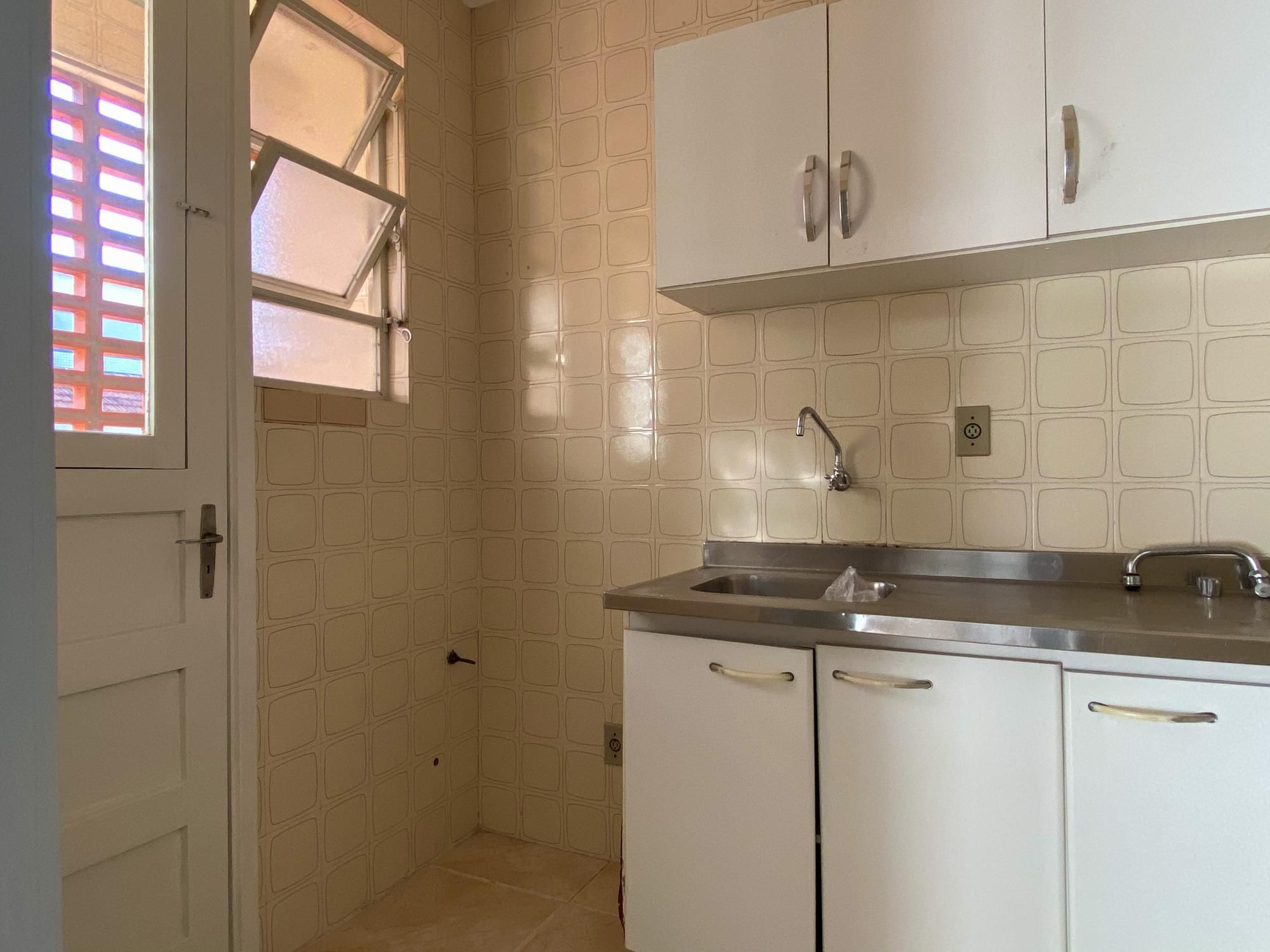 Studio com 28m² super bem iluminado, em ótima localização no Centro Histórico
