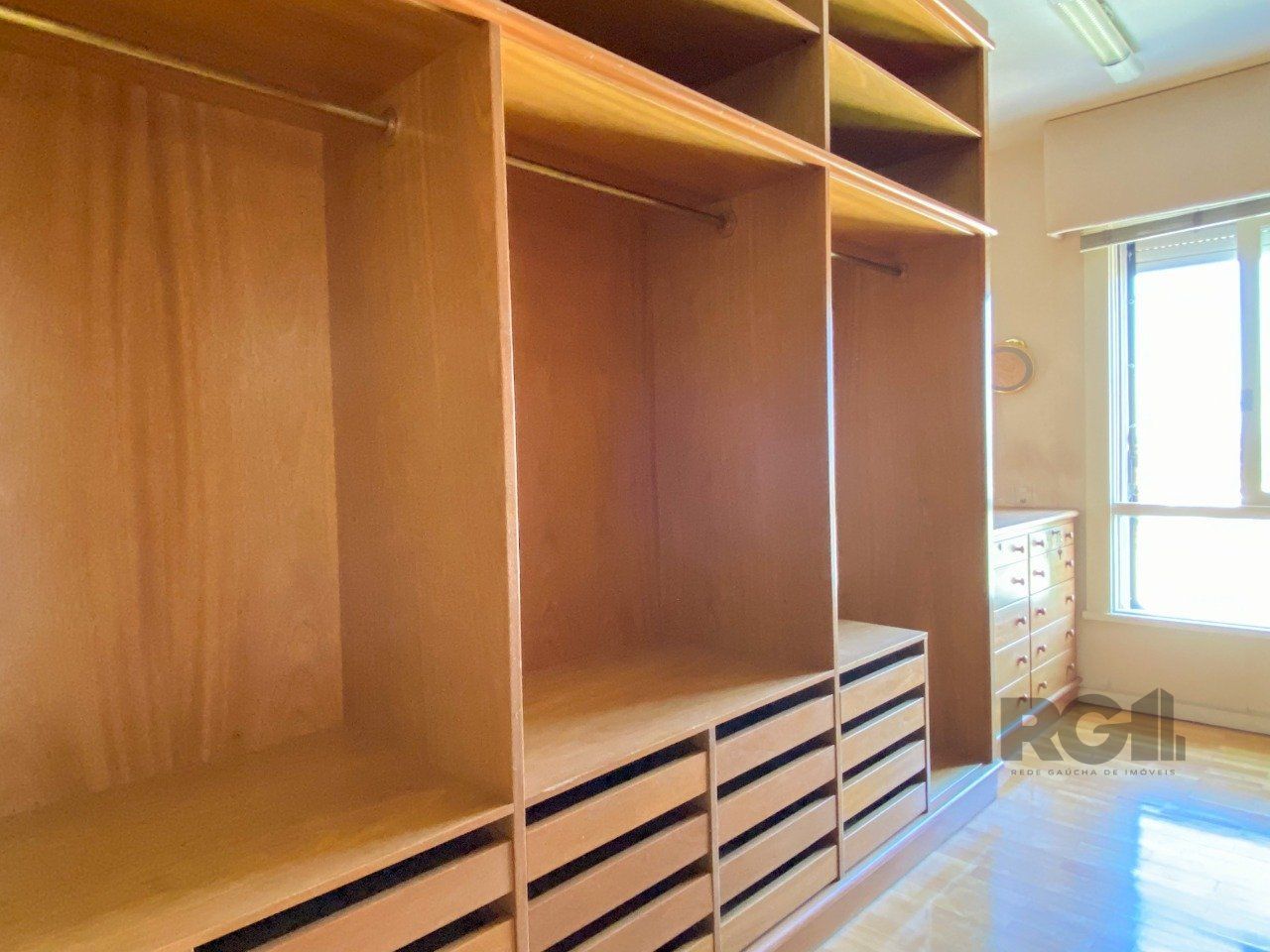 Apartamento à venda com 3 quartos, 194m² - Foto 29
