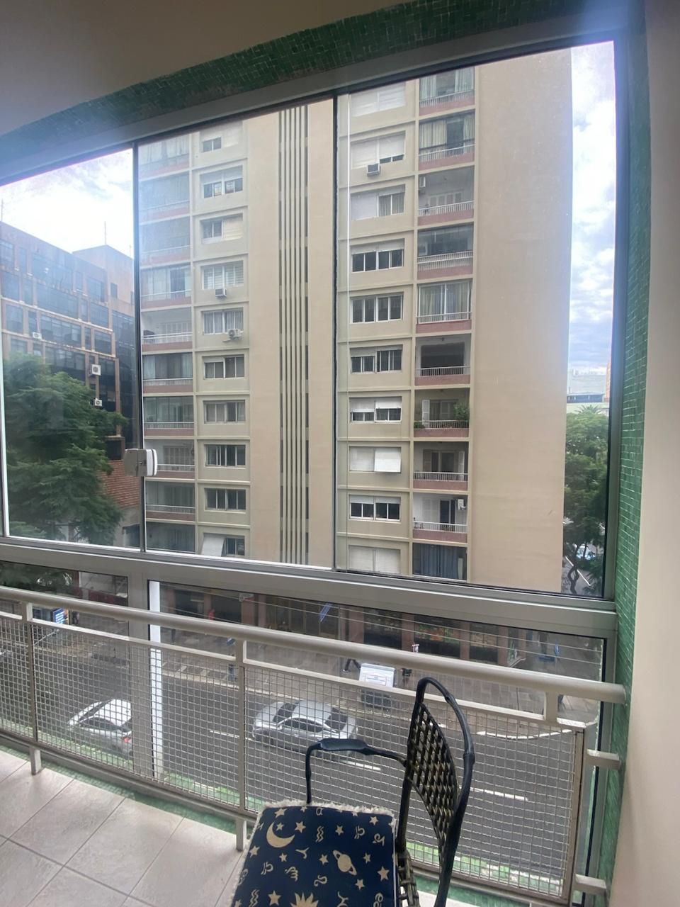 Apartamento à venda com 208m², 3 quartos, 1 suíte no bairro Floresta em Porto Alegre