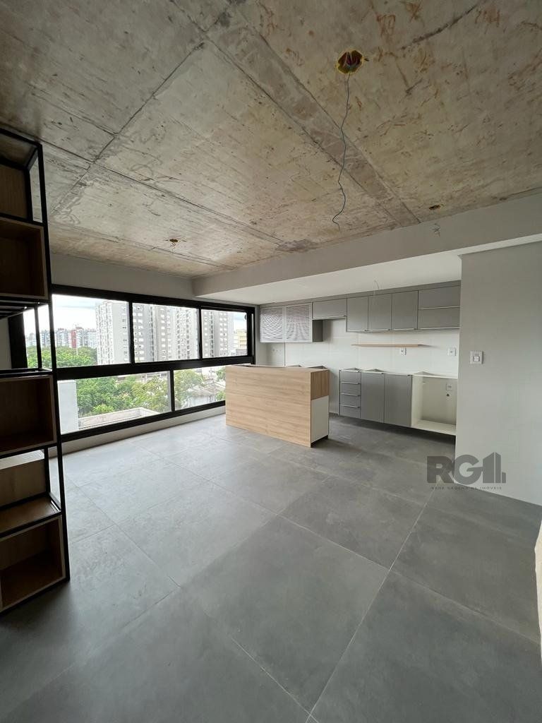 Apartamento, 1 dormitório no bairro Menino Deus em Porto Alegre para Comprar