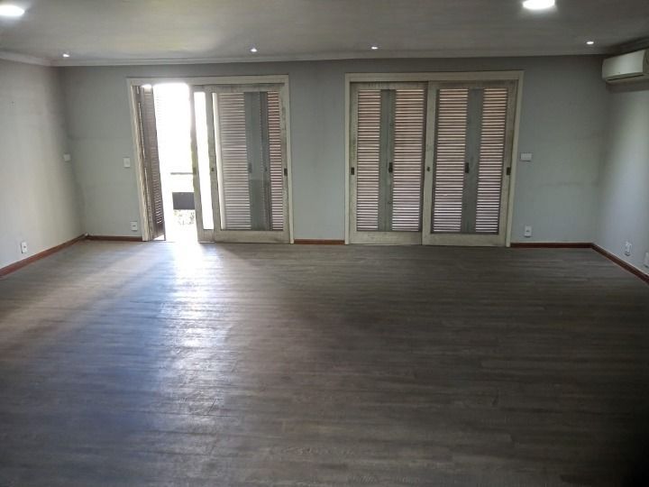 Bela Residência no Menino Deus