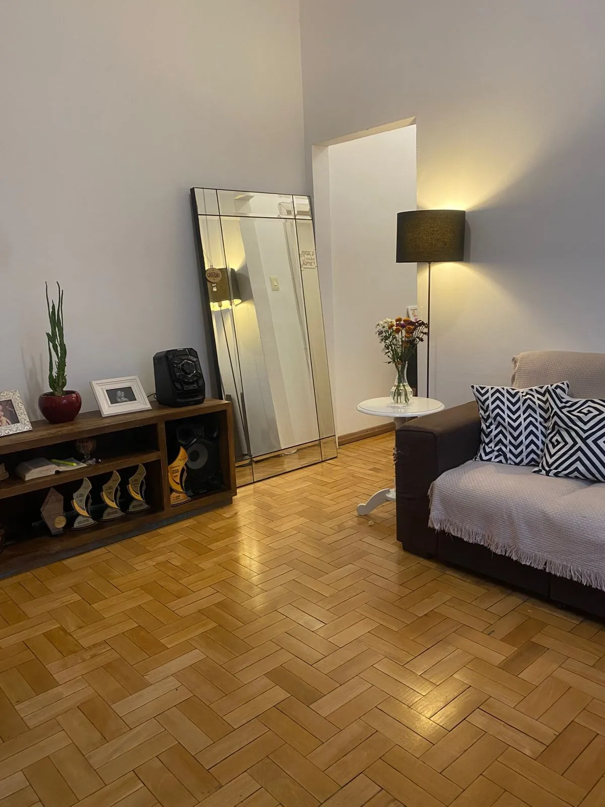 Apartamento Garden, 2 dormitórios no bairro Rio Branco em Porto Alegre para Comprar