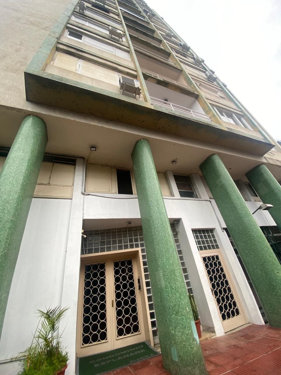 Apartamento à venda com 3 quartos, 108m² - Foto 1