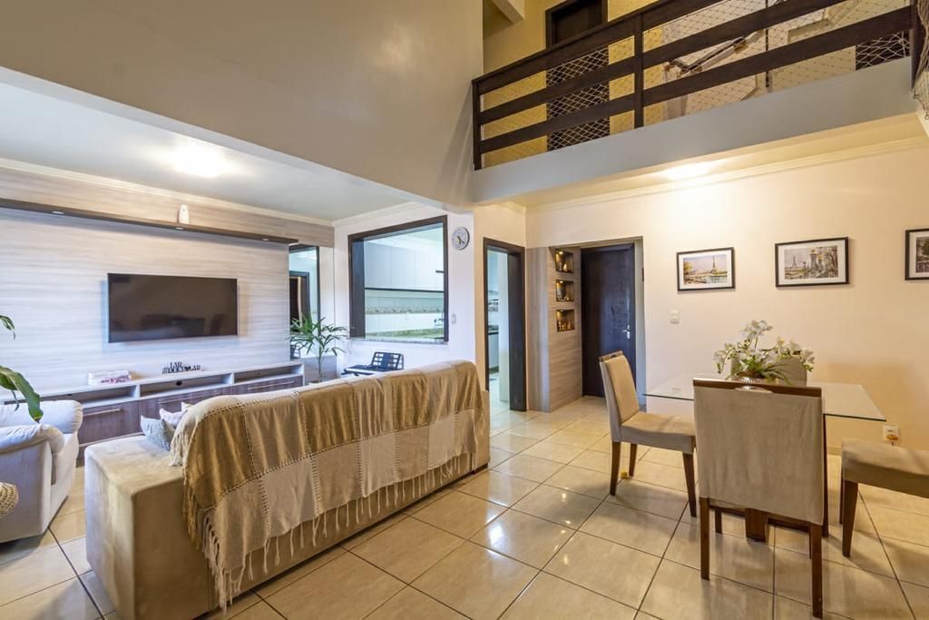 Sobrado 4 quartos à venda, 174m², Parque da Matriz - Cachoeirinha
