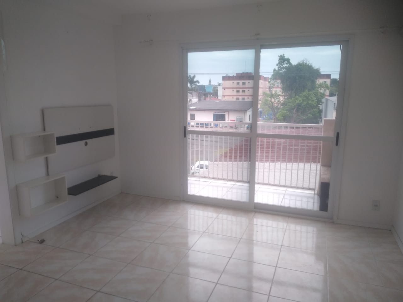Apartamento à venda com 2 quartos, 57m² - Foto 4