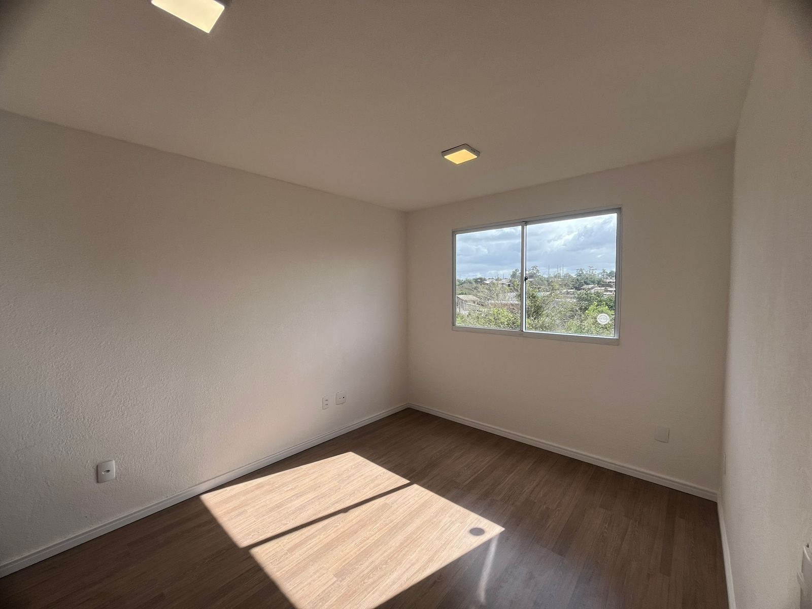 Apartamento 2 dormitórios, 1 vaga rotativa, Bairro Marechal Rondon — foto 5