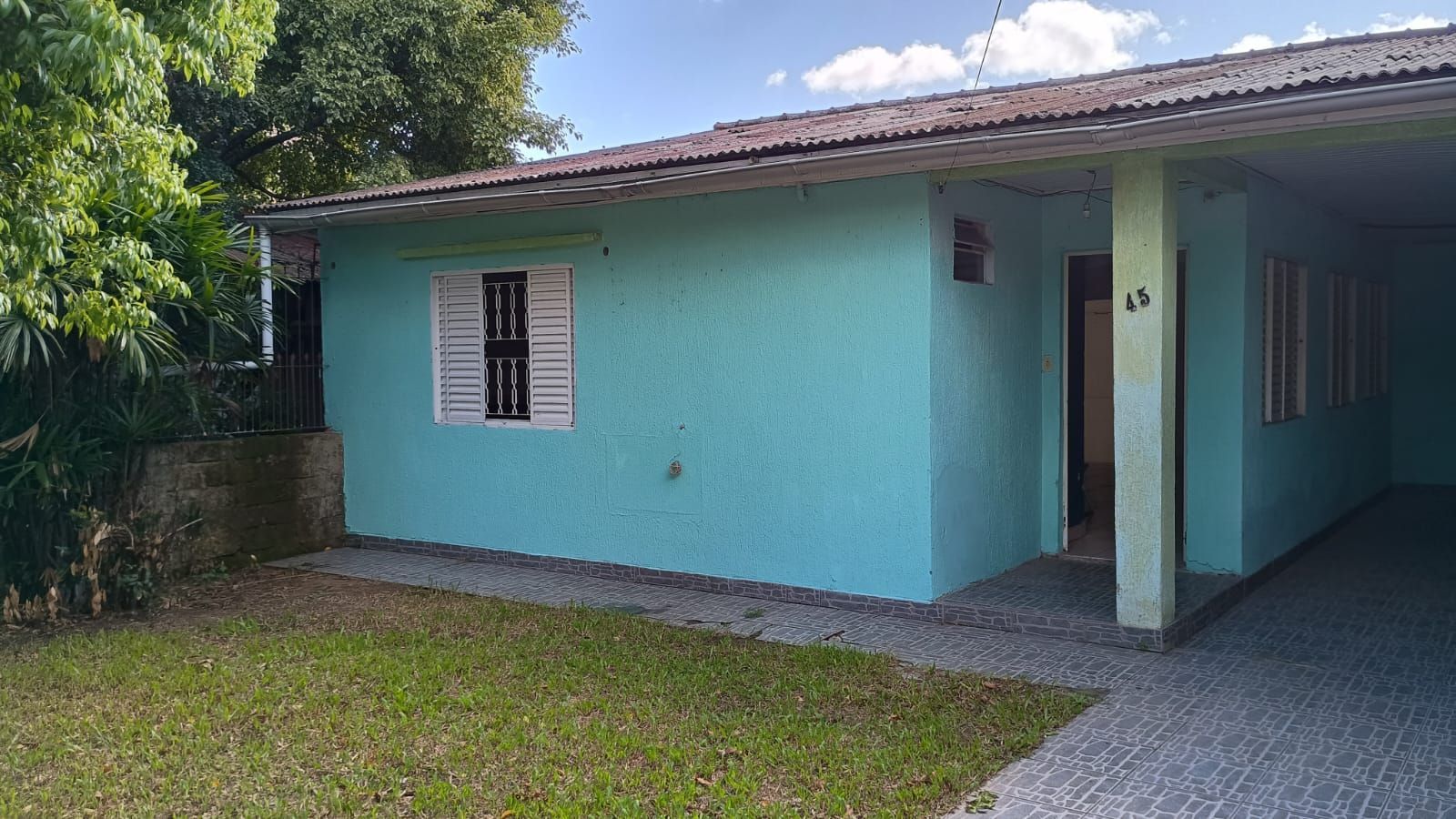 Casa 3 dormitórios, 1 suíte, 3 vagas, Bairro Jardim Conquista — foto 2