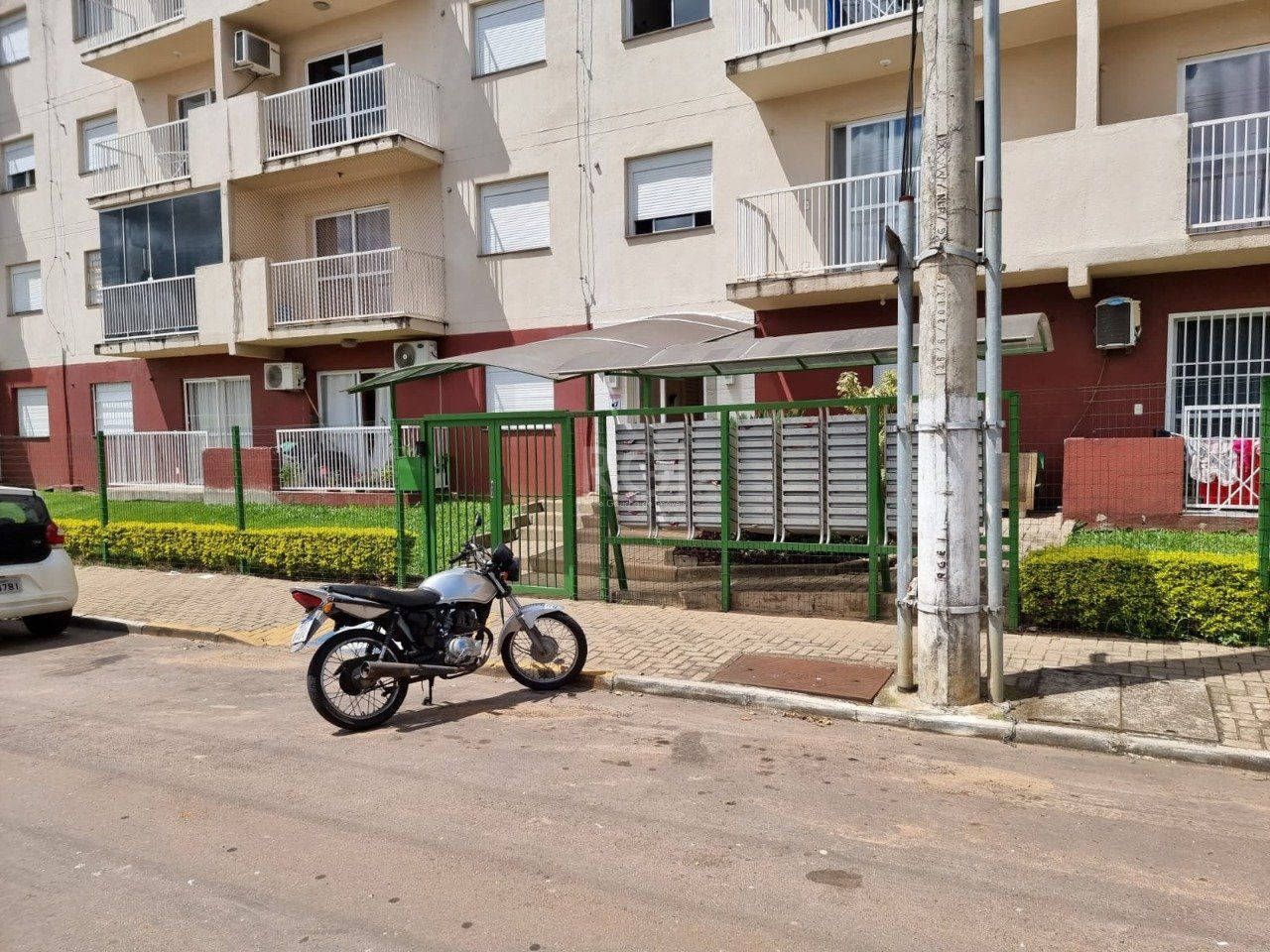 Apartamento à venda com 2 quartos, 57m² - Foto 3