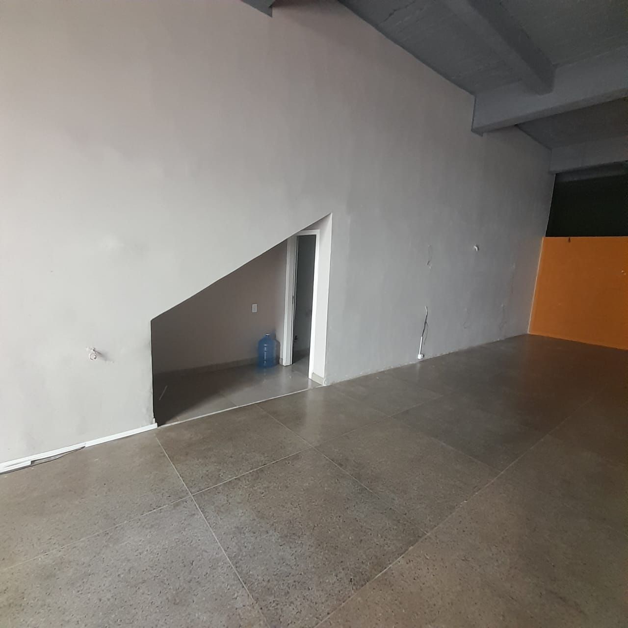 Loja 1 quartos para alugar, 250m², Vila Santo Ângelo - Cachoeirinha