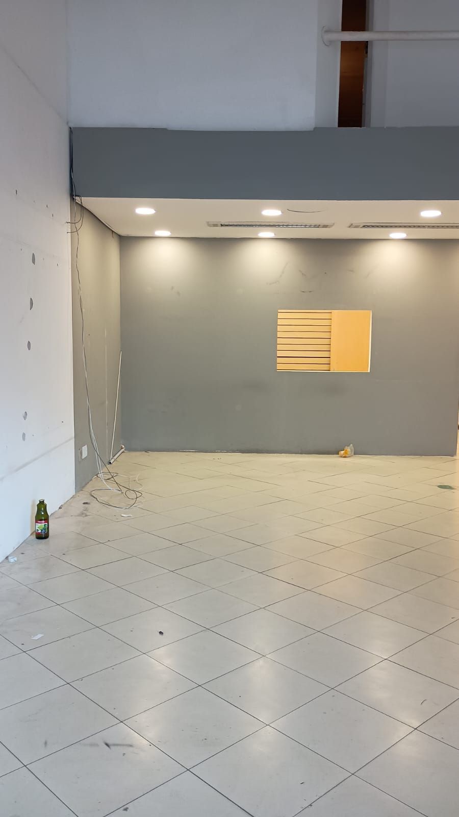 Loja para alugar, 120m², Vila Veranópolis - Cachoeirinha