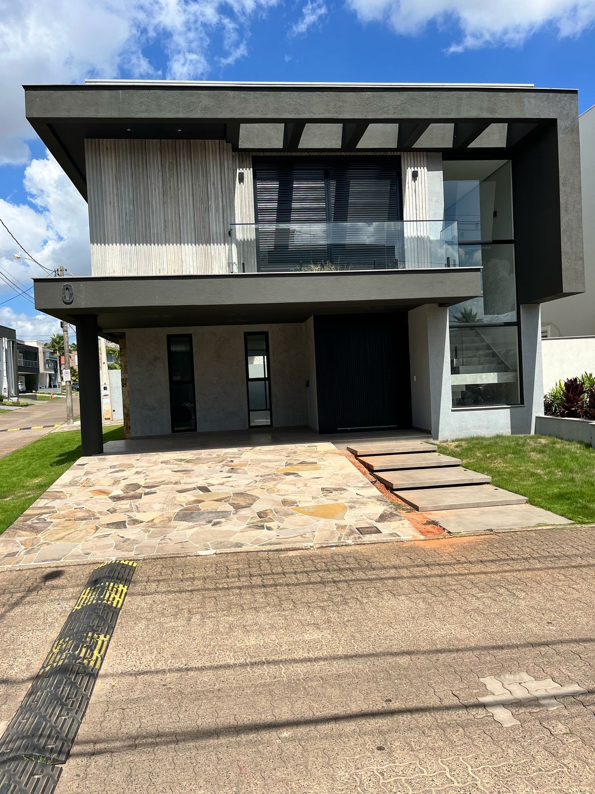 Casa sobrado em condomínio, 4 dormitórios, 3 suítes, vagas de garagem Bairro Central Park — foto 3
