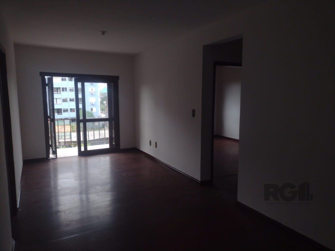 Apartamento 2 dormitórios, 1 vaga, Bairro Vila Cachoeirinha — foto 3