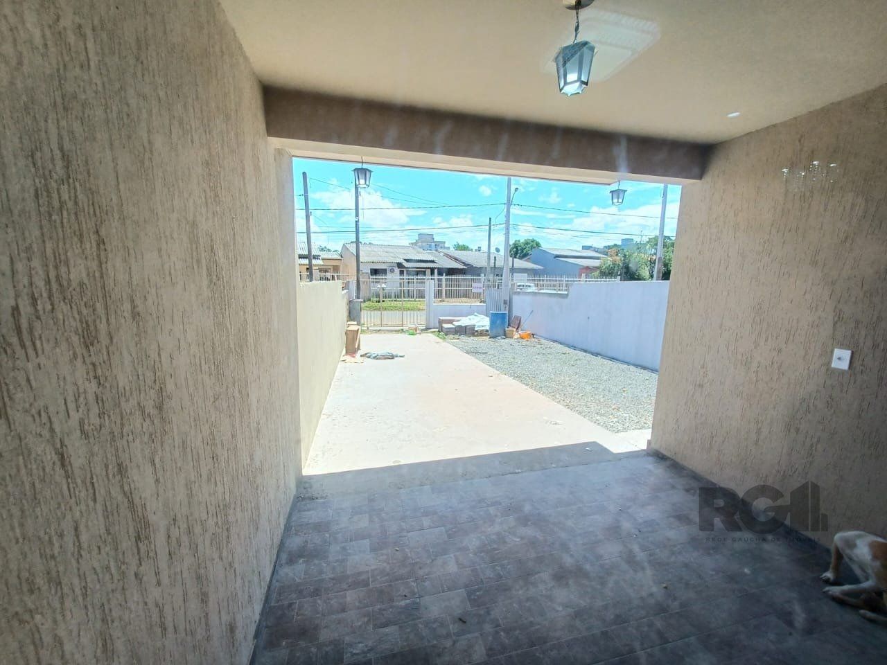 Casa 3 dormitórios, 2 banheiros, vaga de garagem, Bairro Parque Olinda — foto 3