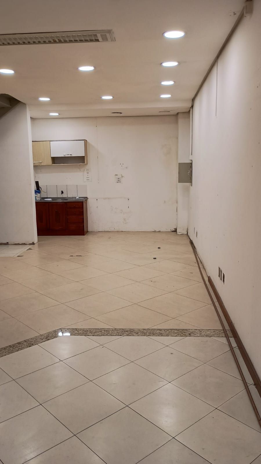 Loja para alugar, 120m², Vila Veranópolis - Cachoeirinha