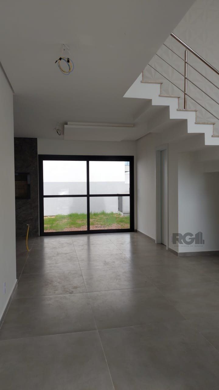 Casa sobrado 3 dorms, 1 su[ite, 2 vagas, Bairro Vale Ville — foto 2