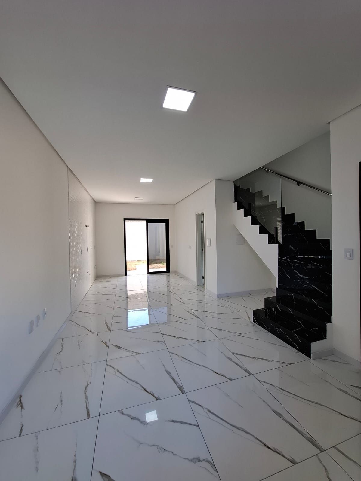 Casa sobrado 3 dormitórios, 1 suíte, 2 vagas, Bairro Parque da Matriz — foto 4