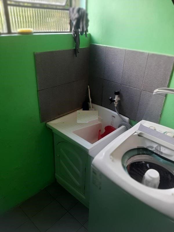 Casa à venda com 4 quartos, 220m² - Foto 13