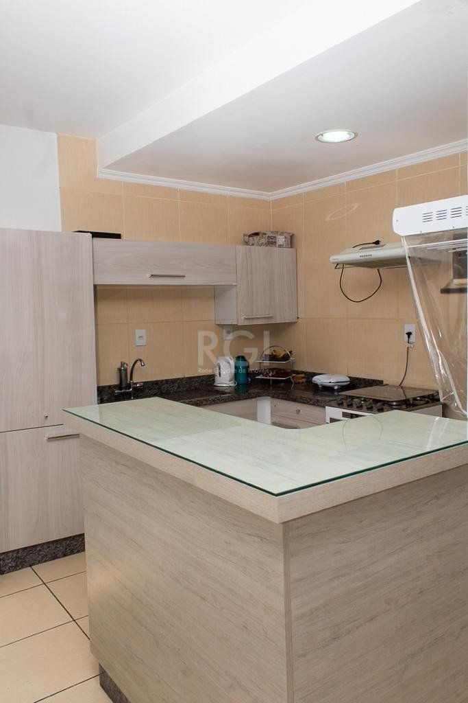 Apartamento térreo, 2 dormitórios, 1 suíte, 1 vaga Bairro Cohab — foto 5