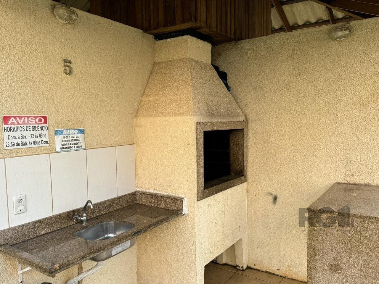 Apartamento à venda com 2 quartos, 44m² - Foto 20