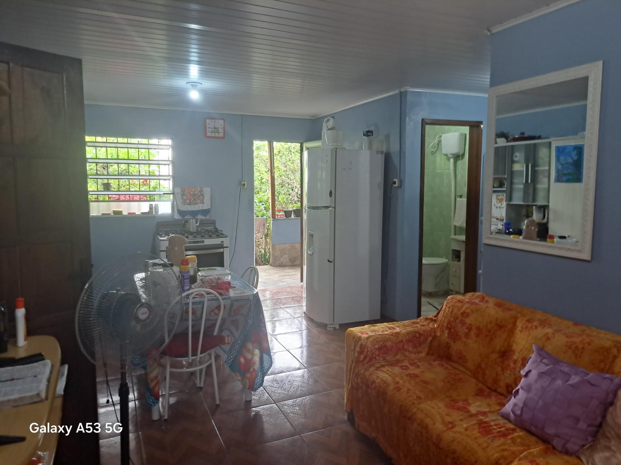 Casa 2 dormitórios, 1 suíte, 2 vagas de garagem, Bairro Fátima — foto 2