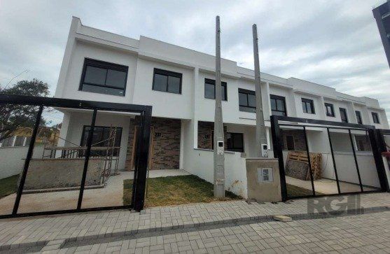Sobrado 3 dormitórios, 1 suíte, 2 vagas, Bairro Renascença — foto 2