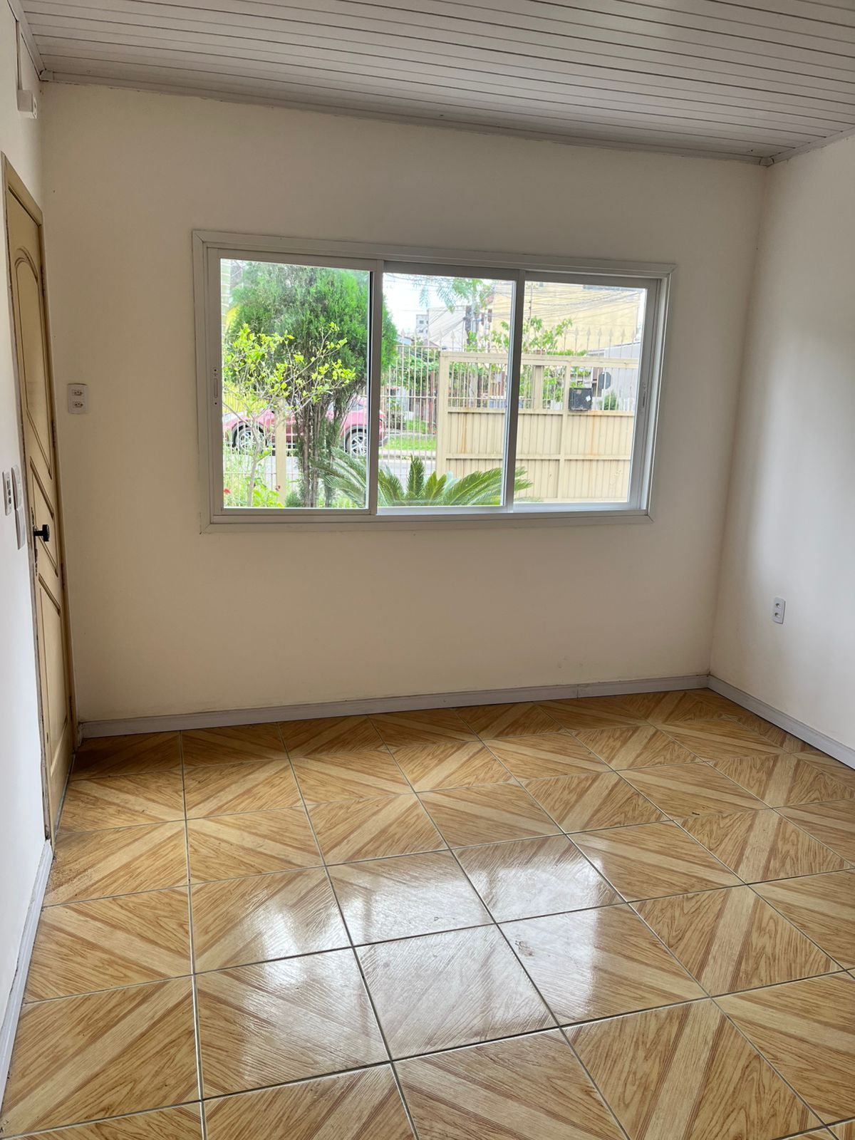 Casa 3 dormitórios, 1 suíte, vagas de garagem, Bairro Vista Alegre — foto 4