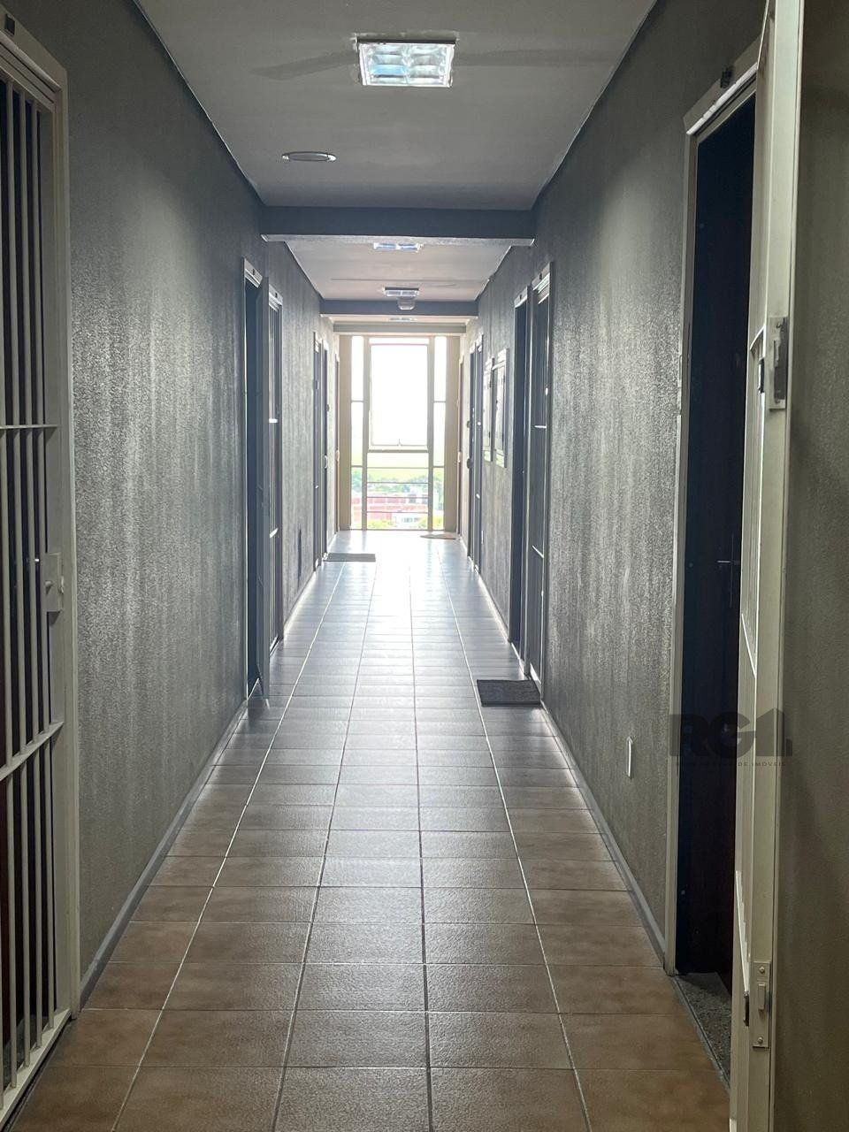 Sala comercial 29,21m² Bairro Vila Santo Angelo — foto 2