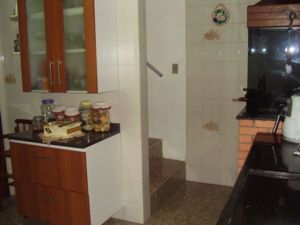 Sítio à venda com 3 quartos, 305m² - Foto 17