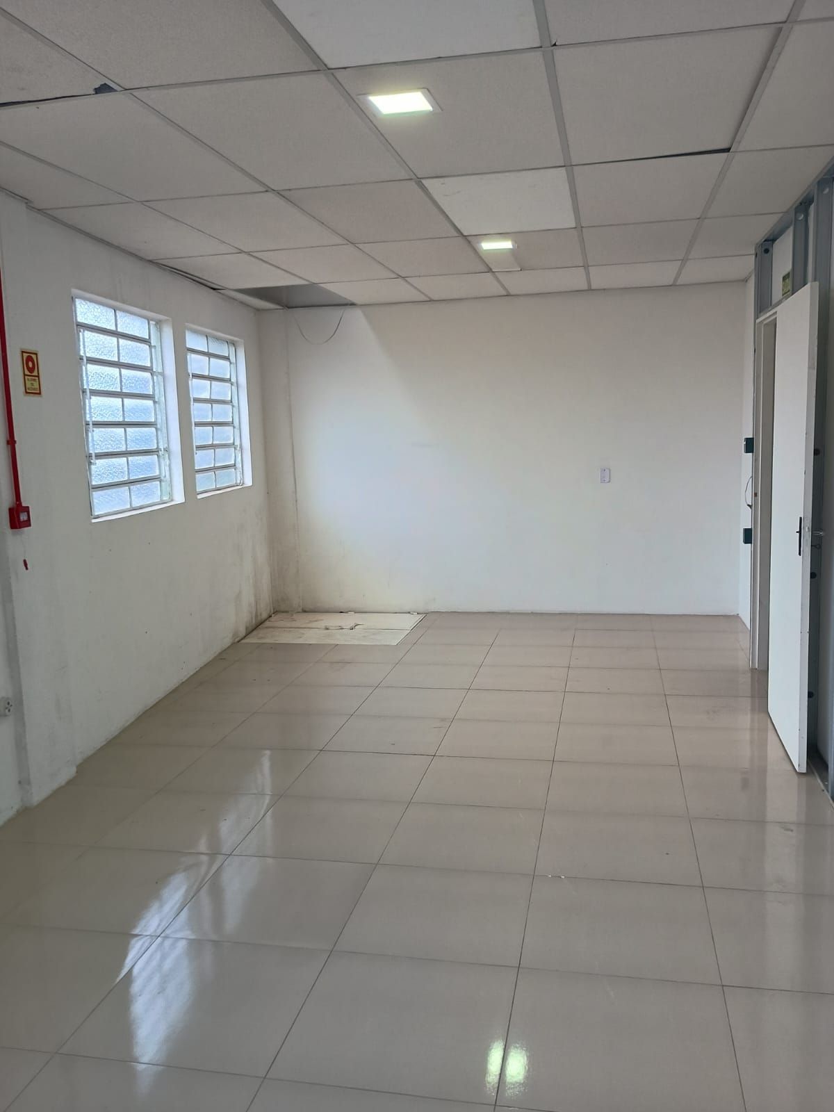 Loja para alugar, 320m², Vila Imbui - Cachoeirinha — foto 5