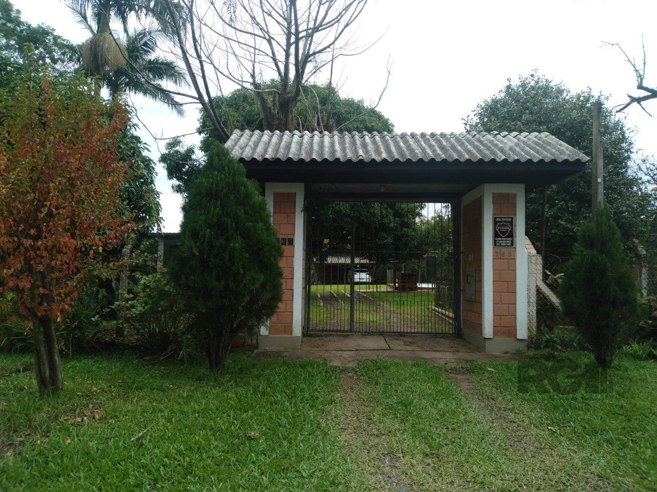 Sítio à venda com 4 quartos, 247m² - Foto 1