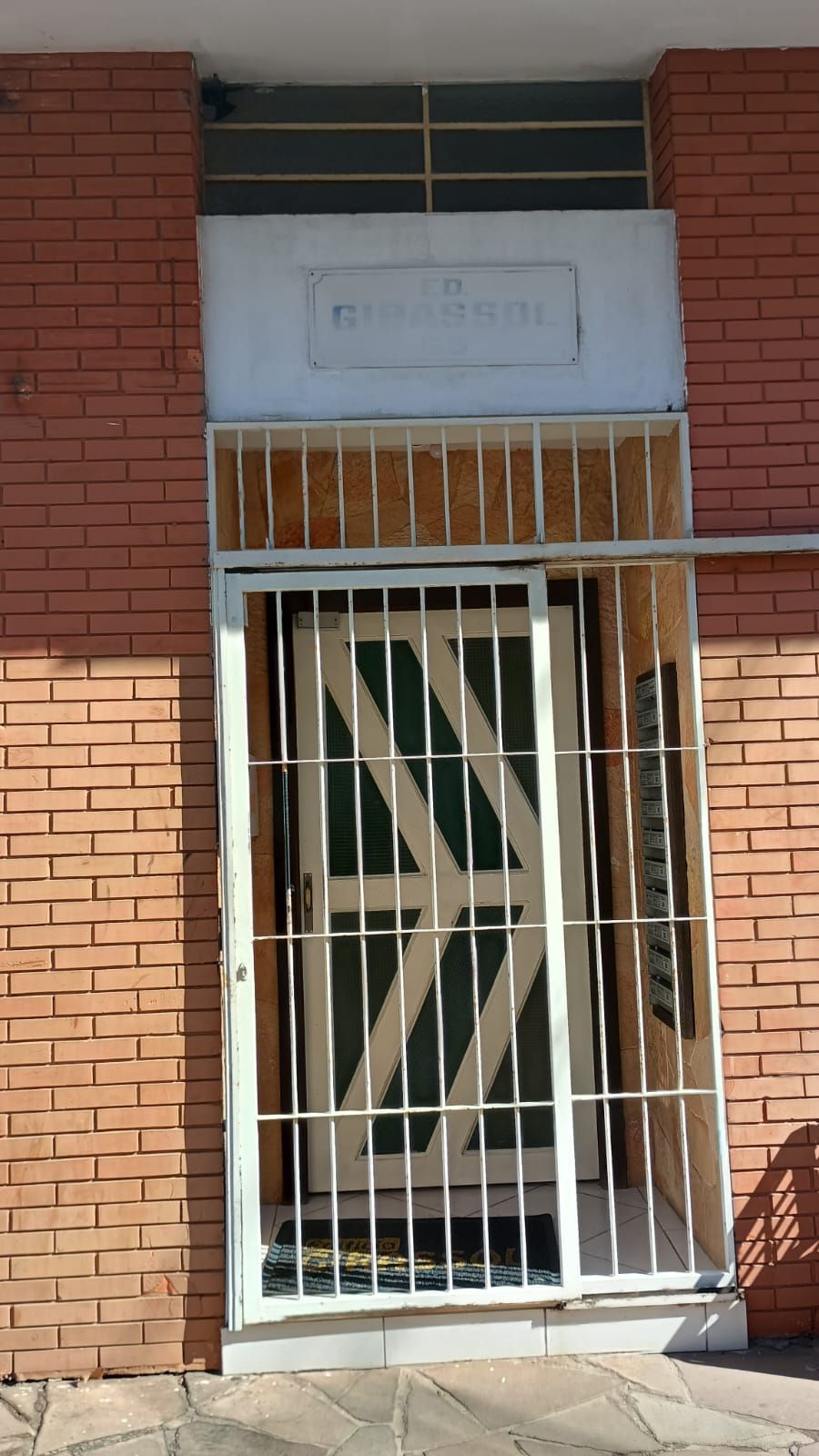 Apartamento 2 dormitórios no bairro Vila Eunice Nova