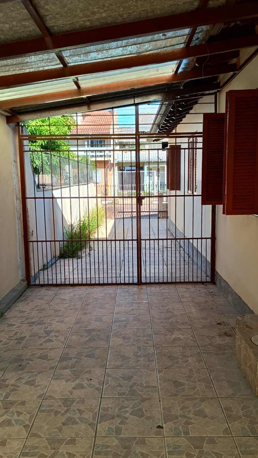 Casa 3 dormitórios, 1 suíte, vaga de garagem, Bairro Vila Regina — foto 4