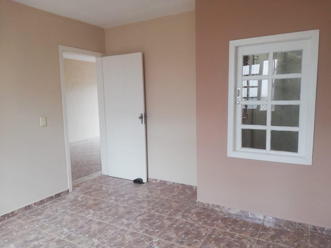 Casa sobrado semi mobiliado, 4 dormitórios, 1 suíte, vaga de garagem, Bairro Jardim do Bosque — foto 4