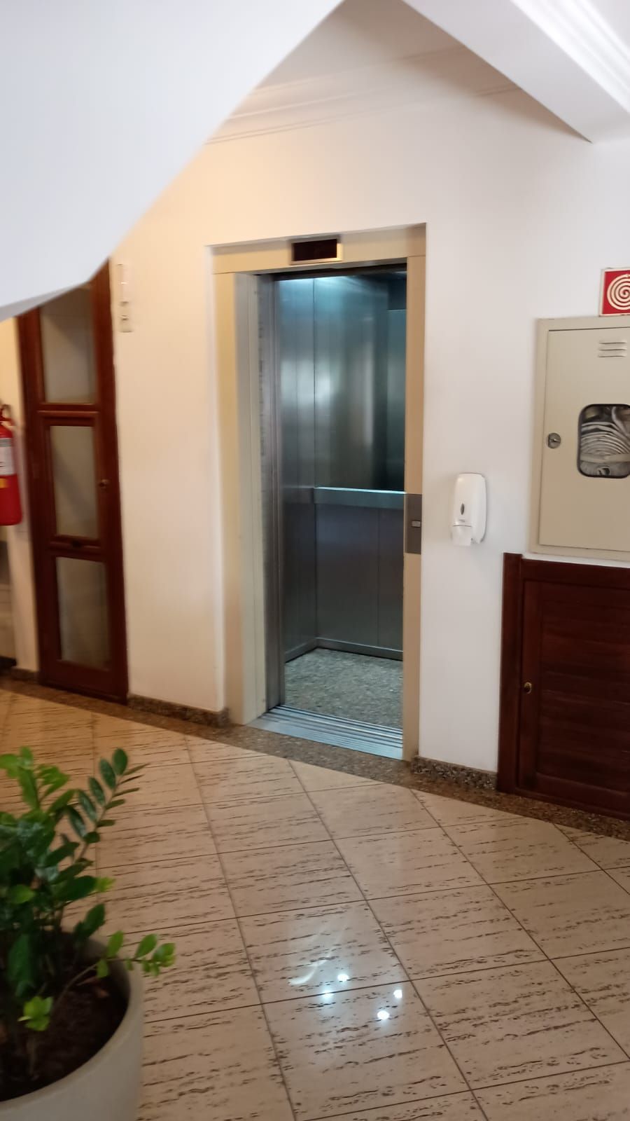 Apartamento 3 dormitórios, 1 suíte, 2 vagas, Bairro Eunice Nova — foto 5