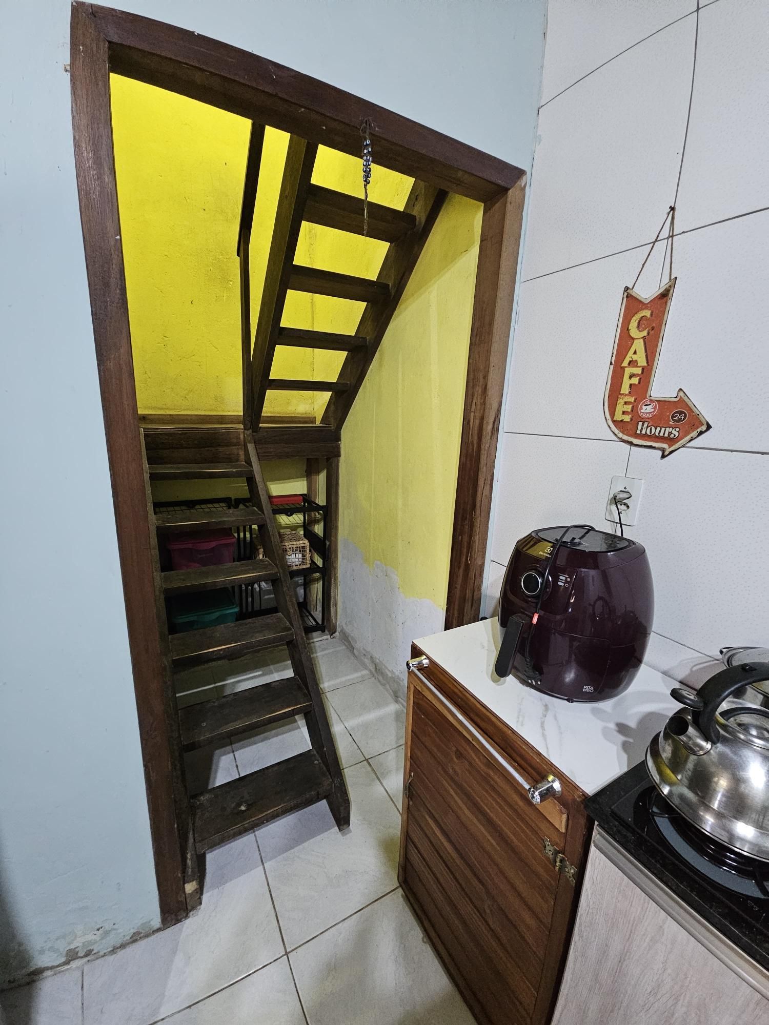 Casa à venda com 3 quartos, 101m² - Foto 4