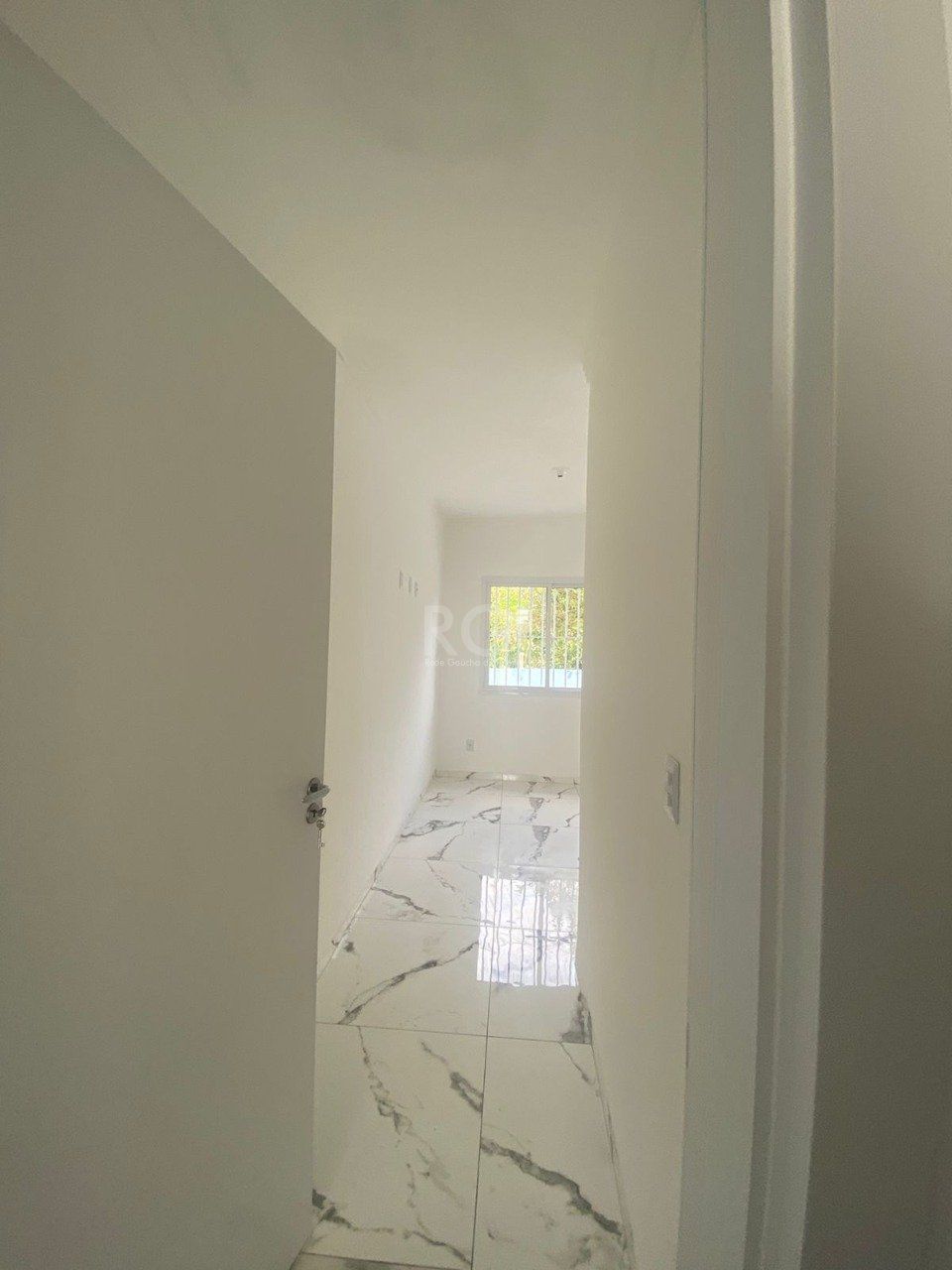 Casa 3 dormitórios, 1 suíte, 2 vagas de garagem, Bairro Vila Fátima — foto 4
