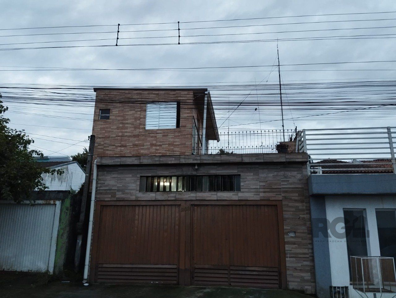 Casa semi mobiliada, 2 dormitórios, vaga de garagem, bairro Jardim do Bosque — foto 2
