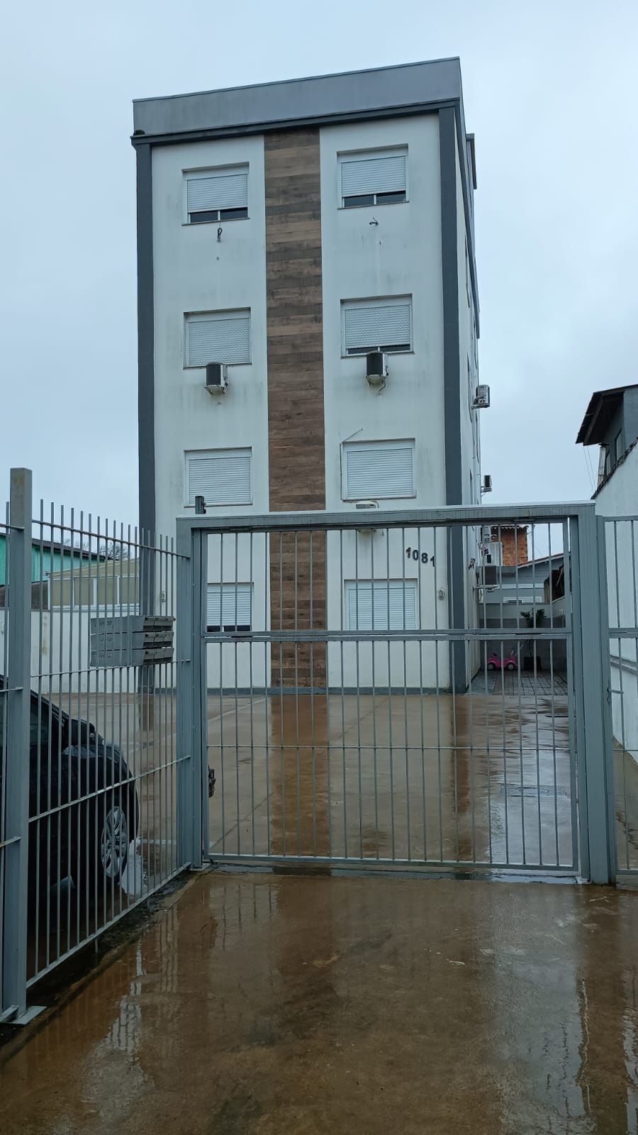 Apartamento 2 dormitórios, 1 vaga, Bairro Veranópolis