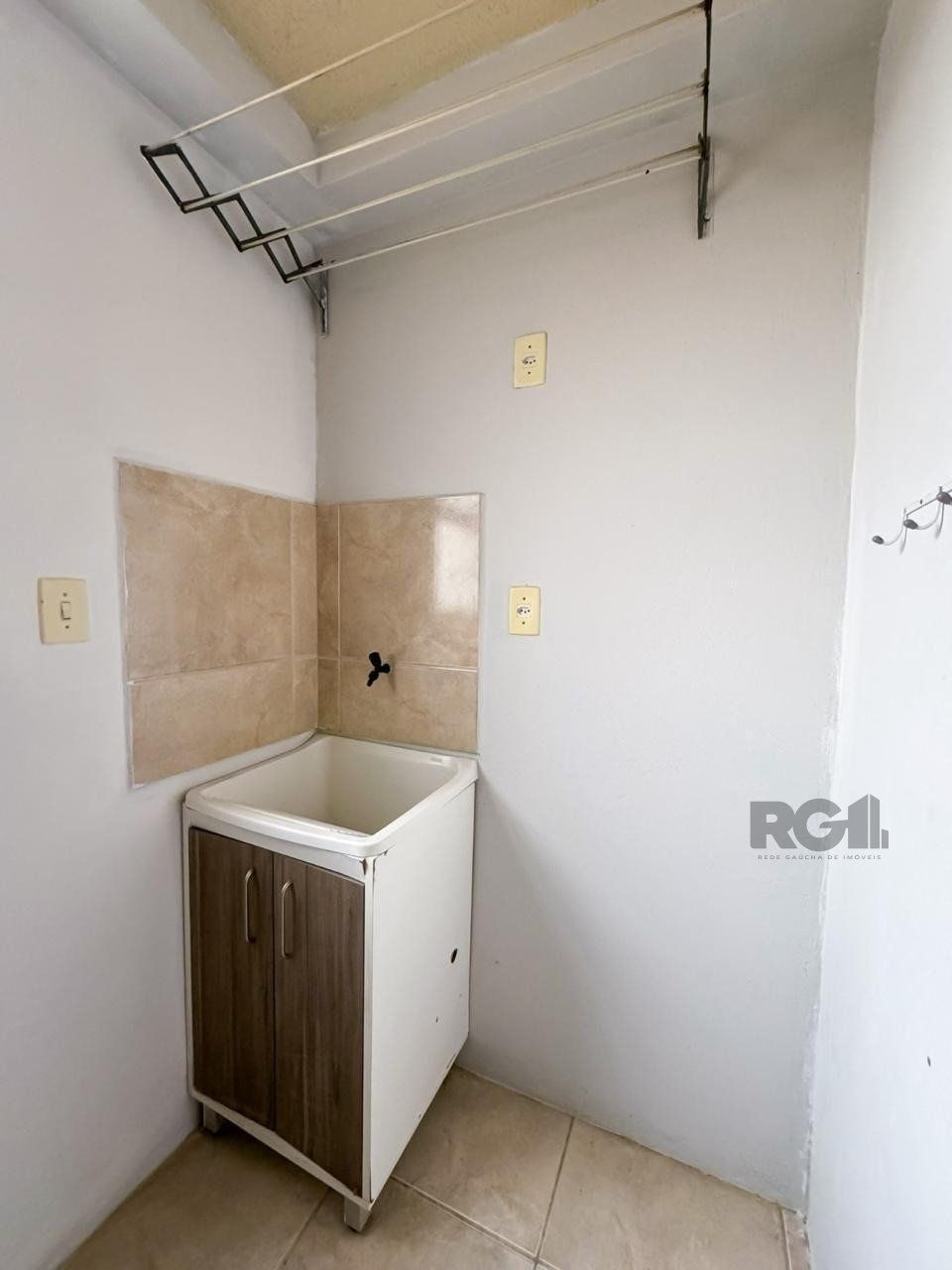 Apartamento à venda com 2 quartos, 44m² - Foto 18