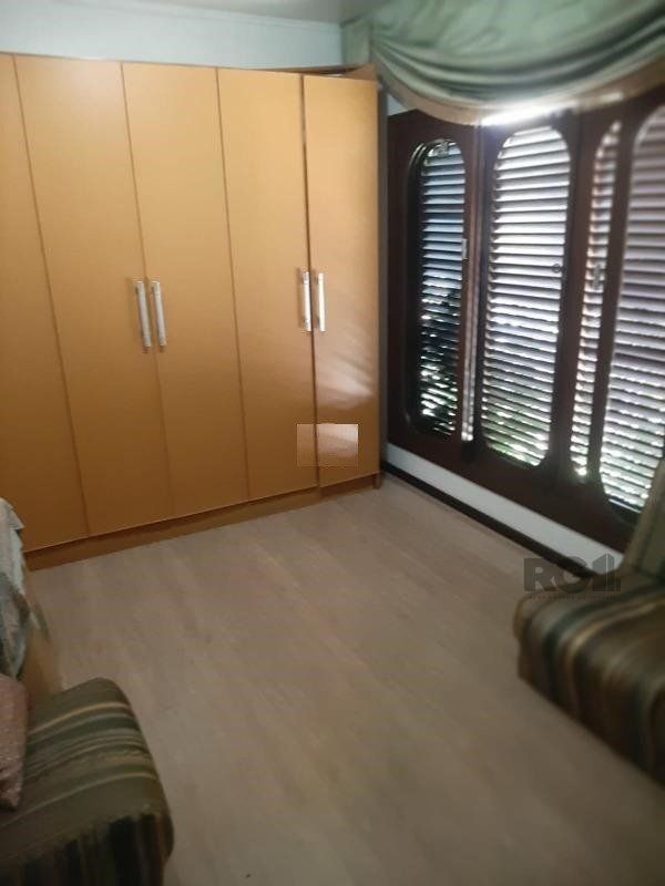 Casa à venda com 4 quartos, 220m² - Foto 8