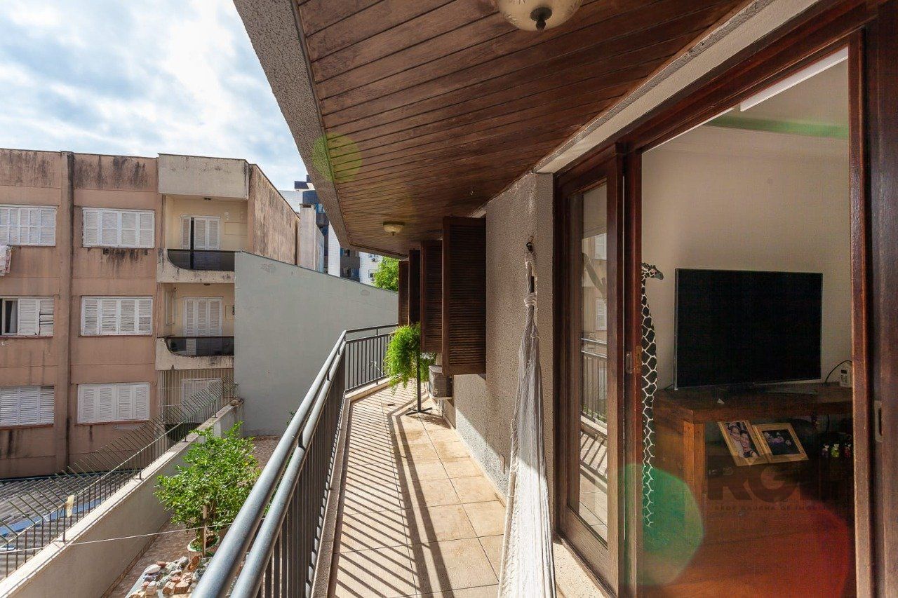Apartamento à venda com 3 quartos, 125m² - Foto 9