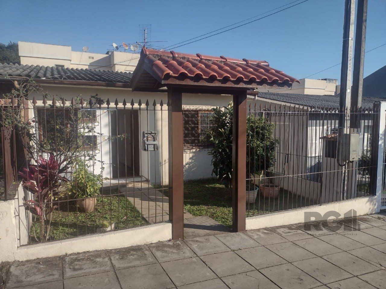 Casa, 2 quartos, 61 m² - Foto 1