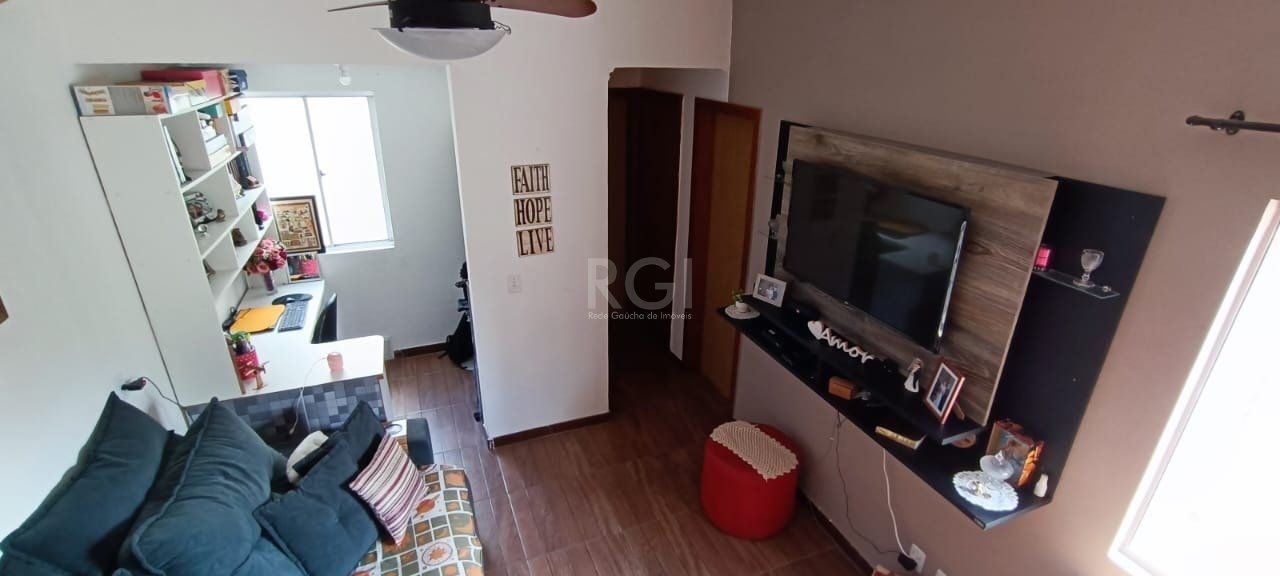 Apartamento cobertura 2 dormitórios, vaga de garagem, Bairro Vila Cachoeirinha — foto 2
