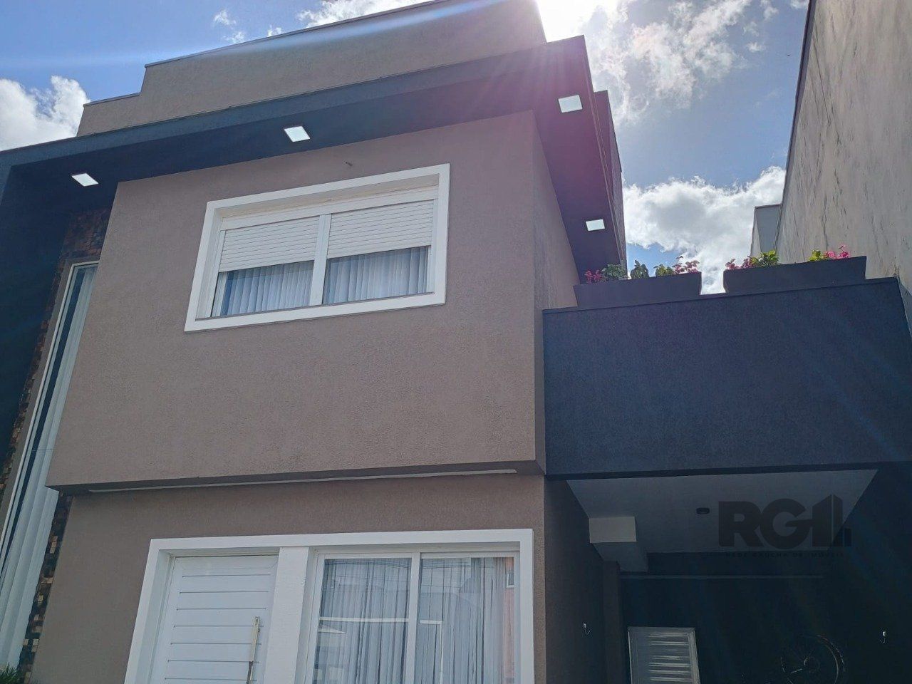 Casa sobrado 3 dormitórios, 1 suíte, 3 vagas Bairro Vale Ville — foto 3
