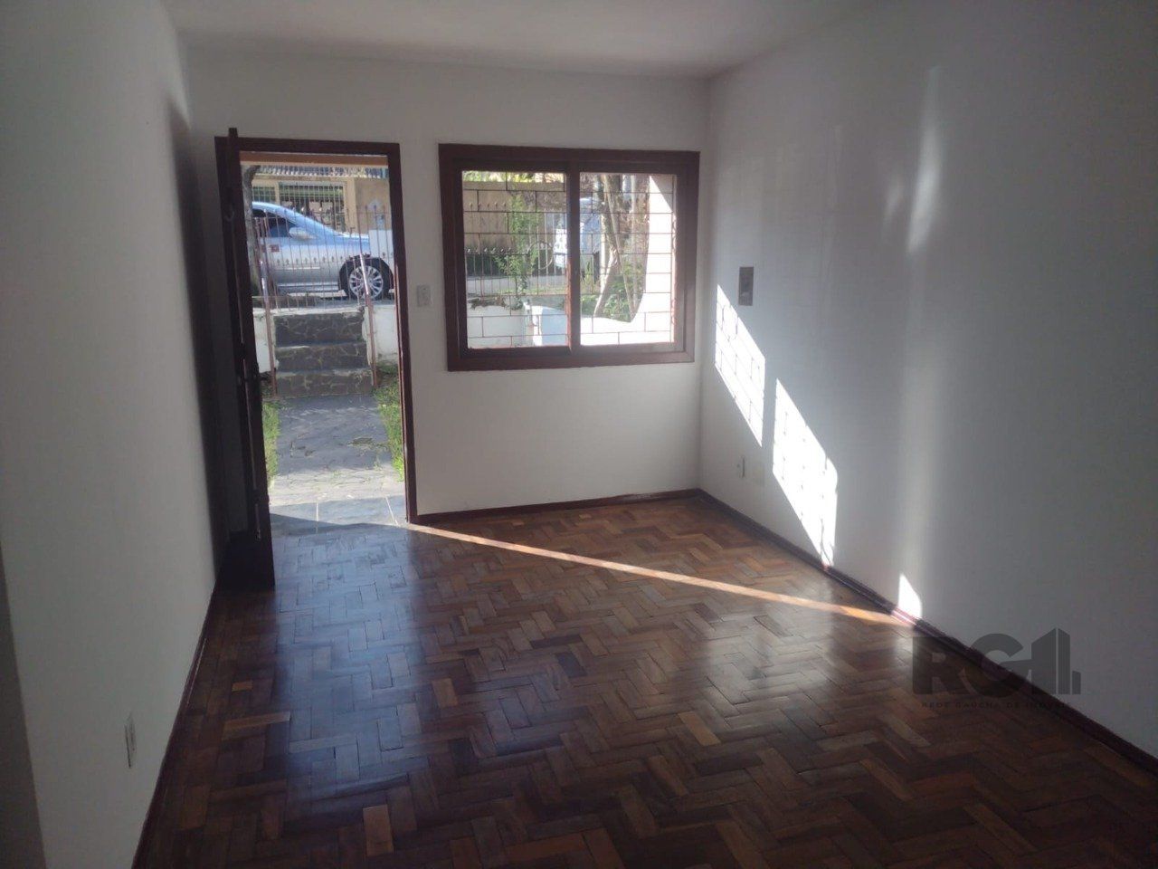 Casa à venda com 2 quartos, 61m² - Foto 3