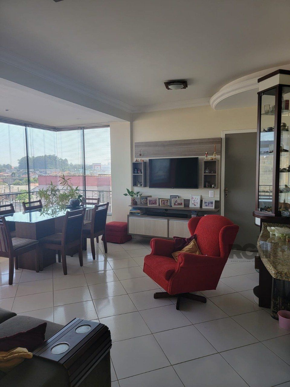 Apartamento semi mobiliado, 2 dormitórios, 1 vaga, Bairro Vila Márcia — foto 3